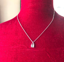 Load image into Gallery viewer, Lock charm necklace - stainless steel